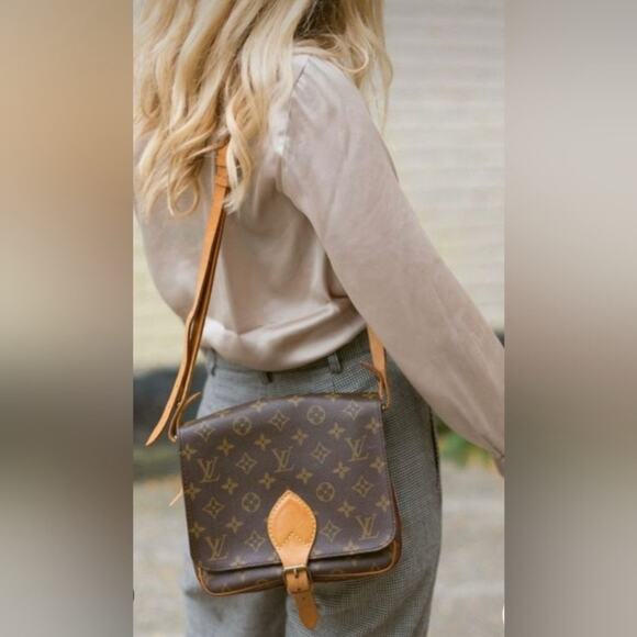 AUTHENTIC LOUIS VUITTON CARTOUCHIERE MM SHOULDER CROSSBODY BAG MONOGRAM 8904SL - Picture 13 of 13